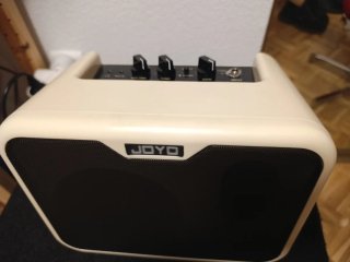 Amplificador Bajo Portátil Joyo MA-10B