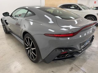 Aston Martin Vantage 4.0 V8