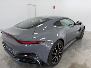 Aston Martin Vantage 4.0 V8