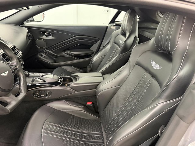 Aston Martin Vantage 4.0 V8