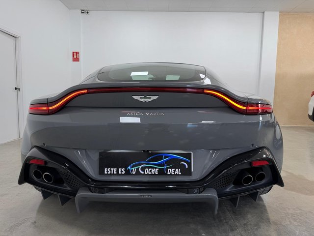 Aston Martin Vantage 4.0 V8