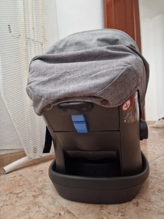 Sillita de bebé Chicco gris