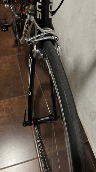 Bicicleta Focus Cayo Carbon