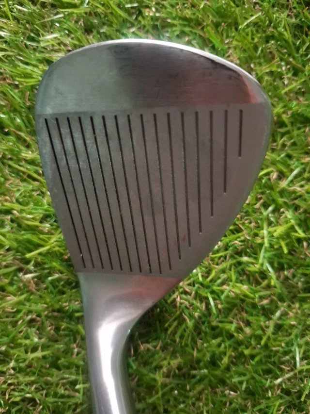 Sand Wedge Golf 64°