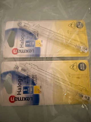 Plafón de techo con dos lamparas
