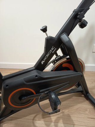 Bicicleta Estática Mobiclinic Negra