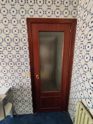 Puerta de madera: 15€/hoja