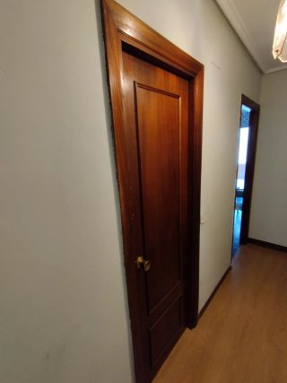 Puerta de madera: 15€/hoja