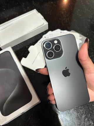 iPhone 15 Pro Max Gris Espacial