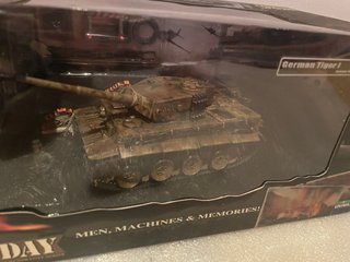 1:32 FORCES OF VALOR GERMAN TIGER I