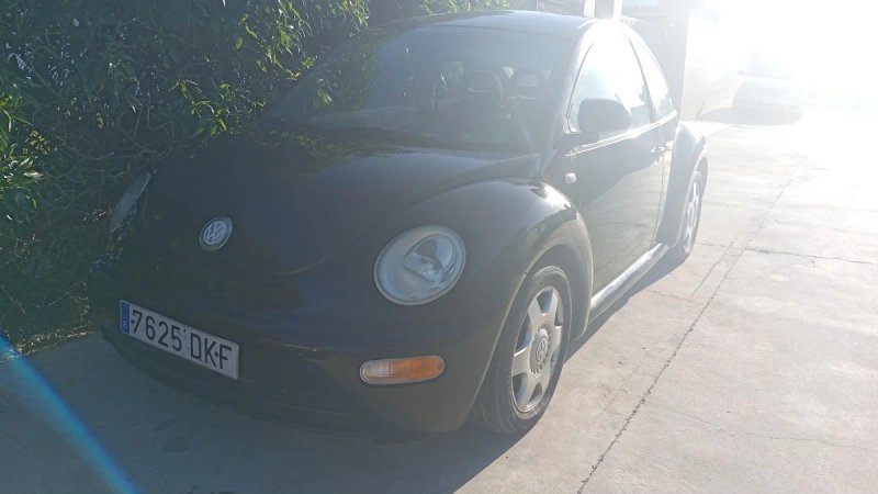 Volkswagen Beetle 2003 - foto 1