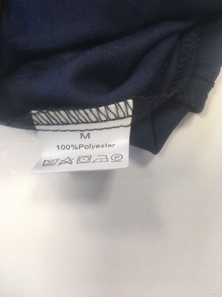 Top lencero azul con encaje