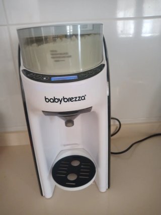Máquina de hacer biberones Baby Brezza