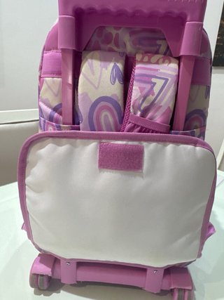 Mochila Totto con ruedas y diseño