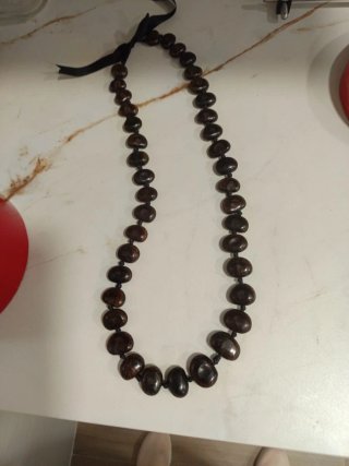 Collar largo de madera