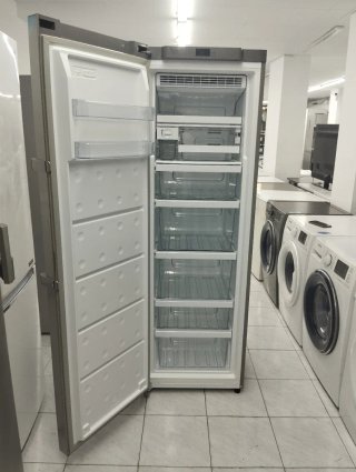 Congelador Vertical marca TEKA NO FROST