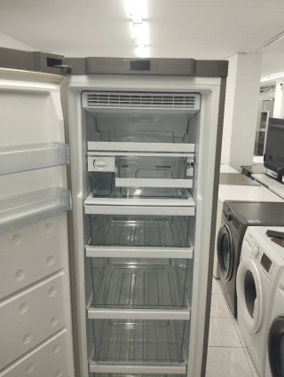 Congelador Vertical marca TEKA NO FROST