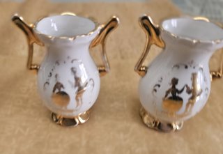 2 Jarroncitos Porcelana Oro Diseño Clásico