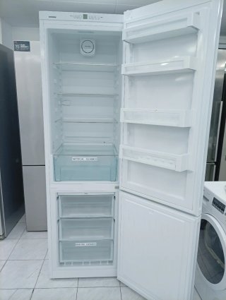 Nevera LIEBHERR No Frost Blanca