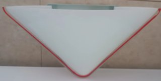 7 Plafónes de cristal blanco con borde rojo,