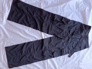 Pantalones cargo Bershka negros