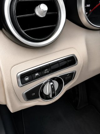 Mercedes C220 BlueTEC 170 CV Automático Avantgarde
