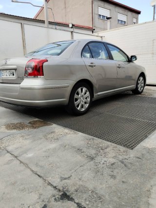 Toyota Avensis 2008