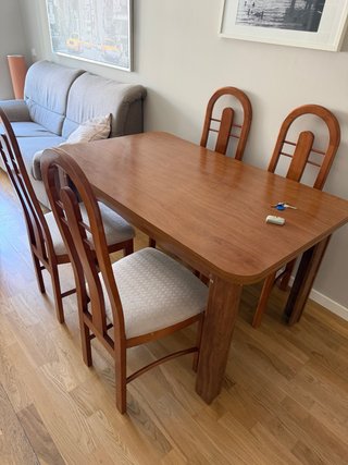 Mesa extensible salón con 4 sillas