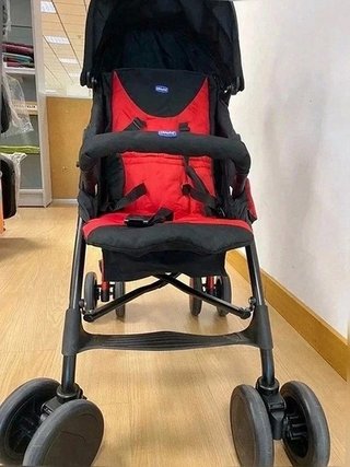 Silla de paseo Chicco - Ligera y compacta