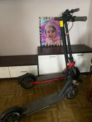 Patinete eléctrico negro RECOGER EN CADIZ CENTRO 2