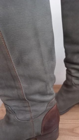 Stivali slouchy in pelle nabuk taupe