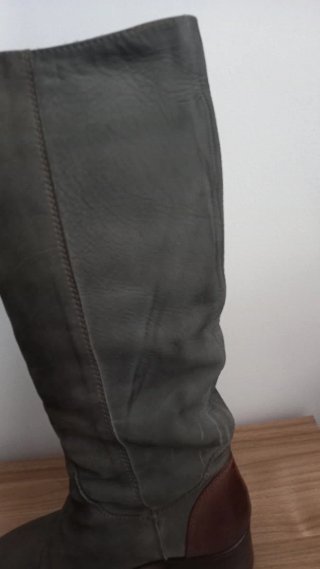 Stivali slouchy in pelle nabuk taupe