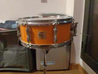 Caja Yamaha DP Series + Soporte