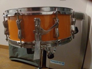 Caja Yamaha DP Series + Soporte