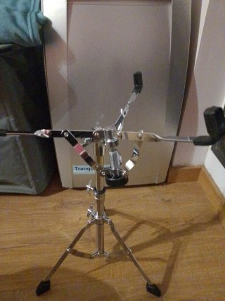 Caja Yamaha DP Series + Soporte