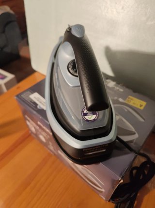 Plancha Vapor Rowenta Freemove Force Sin Cable