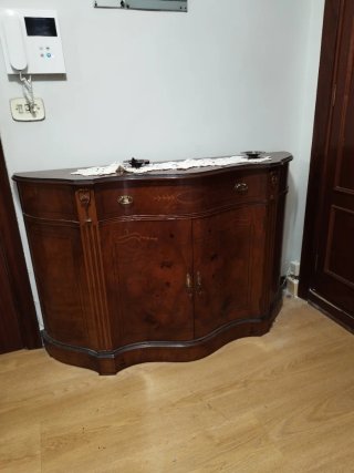 Cómoda recibidor de madera maciza oscura