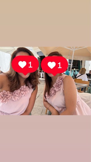 Vestido de fiesta rosa con flores