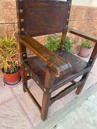 Sillas antiguas madera y cuero siglo XX