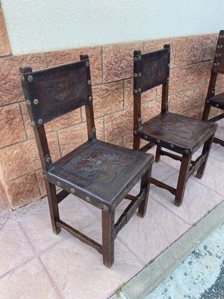 Sillas antiguas madera y cuero siglo XX