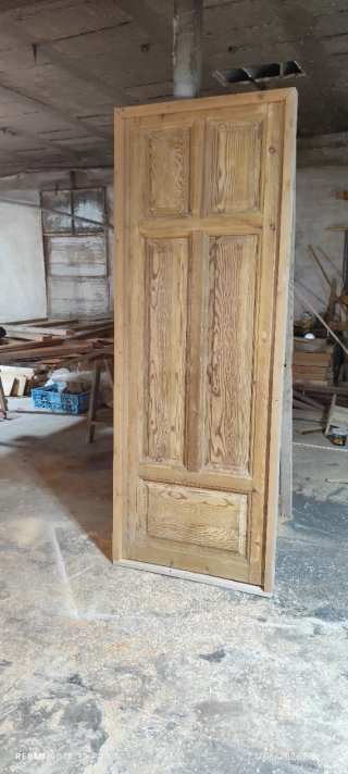 Puerta madera recuperada antigua