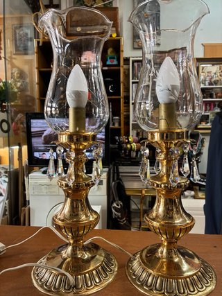 Lámparas de mesa doradas con cristal