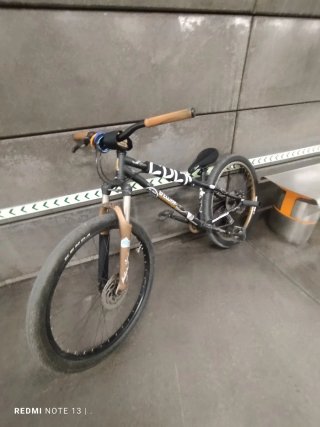 Bicicleta Stunt Dirt Jump