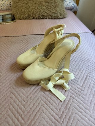 Alpargatas Stradivarius Beige