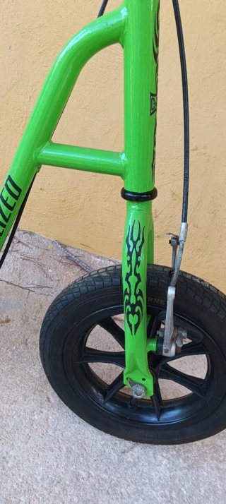 Patín de empuje verde Specialized