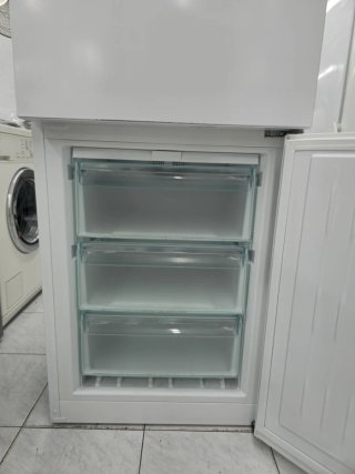 Nevera marca MIELE