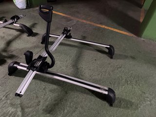 Baca Ford Fiesta + porta bicicleta Thule