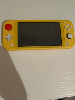 Nintendo Switch Lite Amarillo