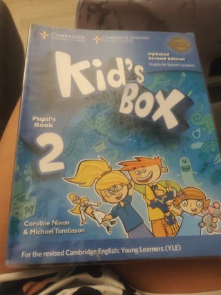 Libro inglés kid's box 1 , 2 y 4