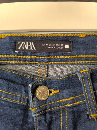 Pantalón vaquero Zara azul